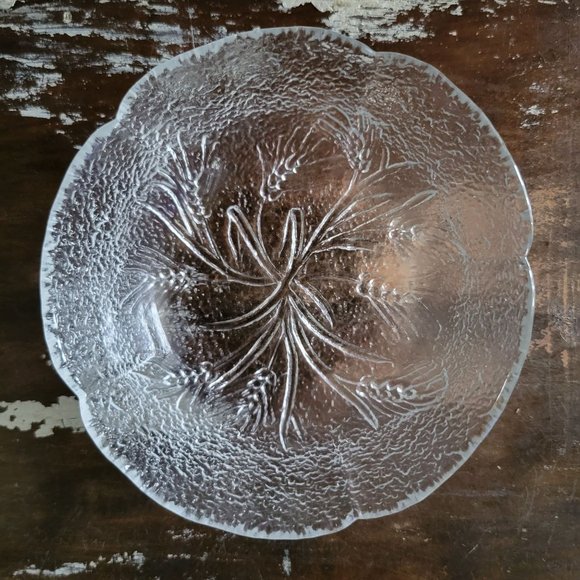 Vintage Arcoroc Country Wheat Pattern Glass Berry Bowl, Vintage Dessert Bowl - Picture 2 of 3